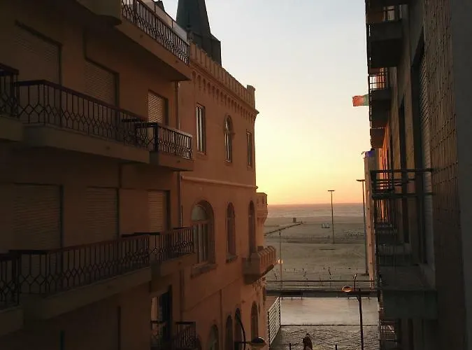 New Center 1 Min Walk Beach/river/casino!!! Appartement *