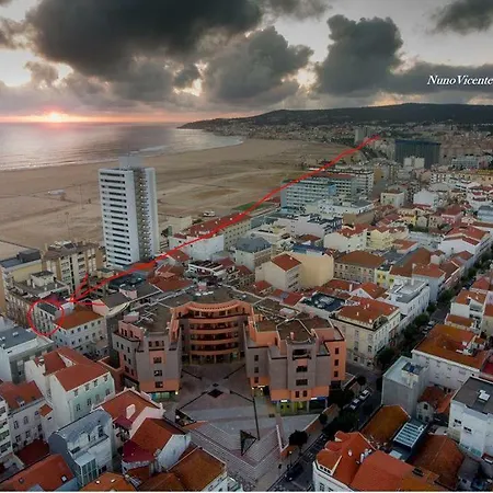 New Center 1 Min Walk Beach/river/casino!!! *