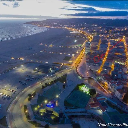 New Center 1 Min Walk Beach/river/casino!!! *