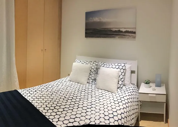 Lägenhet New Center 1 Min Walk Beach/river/casino!!!